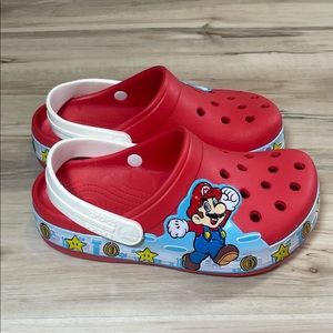 Crocs Kids Super Mario Funlab & Mario Jibbitz